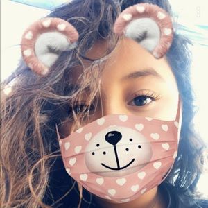 Meet your Posher, Alexandra